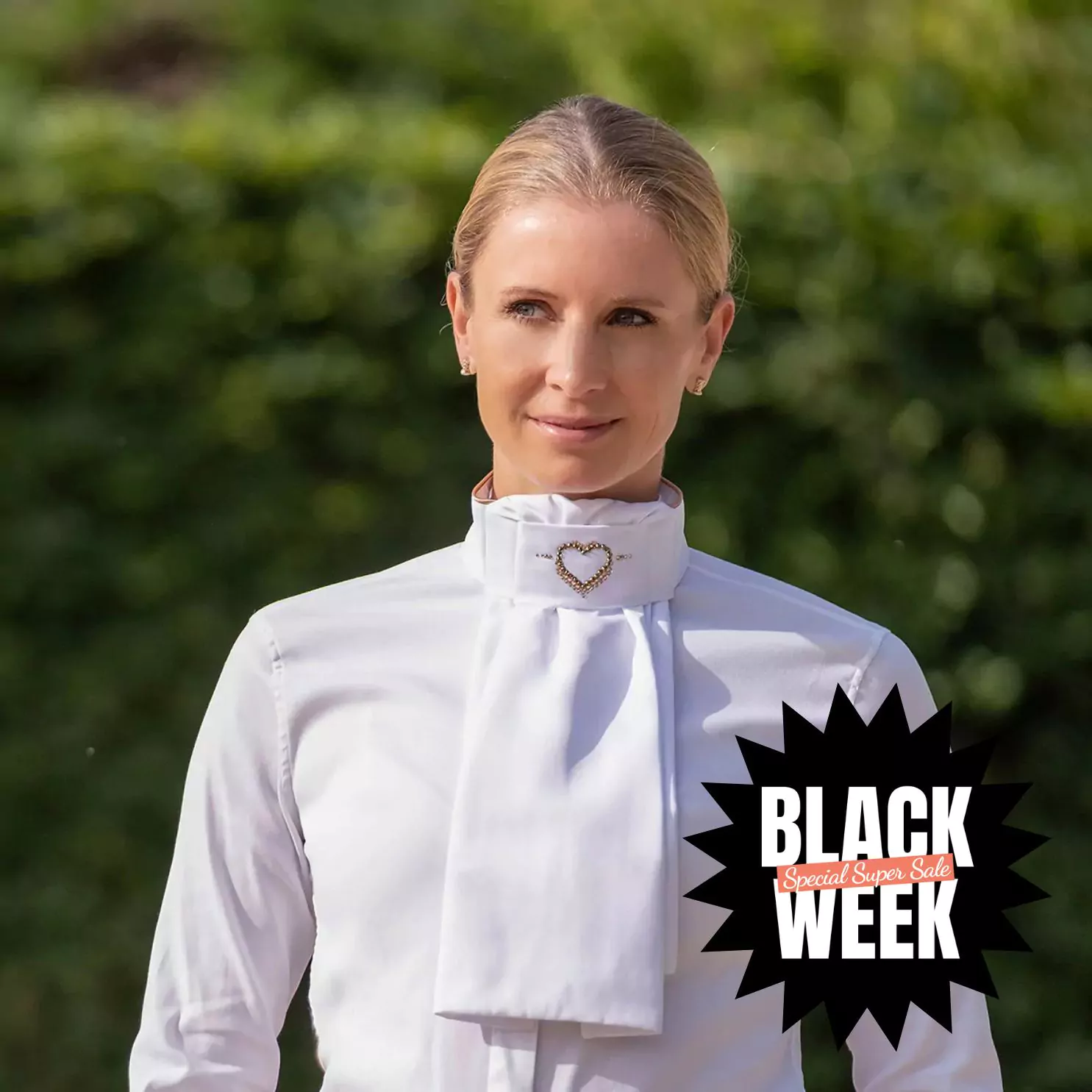 Plastron mit Zierelement in Roségold