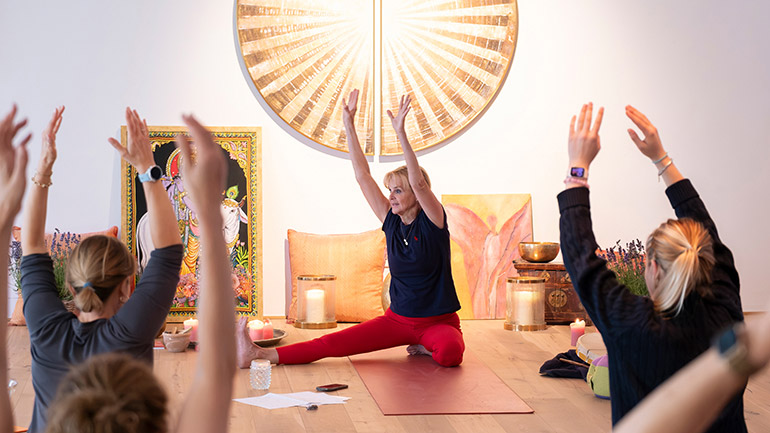 DressurFit LIVE Yoga DressurFit® LIVE Yoga: Synchronizing Movement & Breath