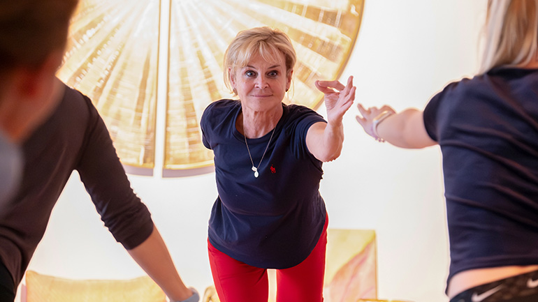 DressurFit DressurFit® LIVE Yoga: Starker Rücken für Aufrichtung & Stabilität